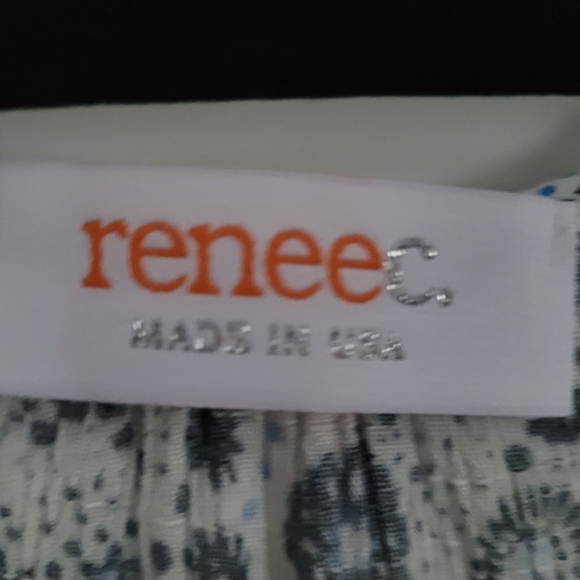 3/4 sleeve blouse - Picture 4 of 4